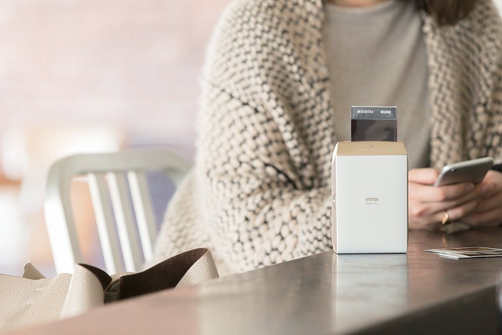 The 5 Coolest Gadgets for Phone Photography